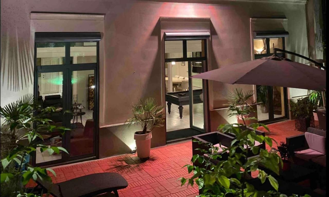 Le Jacuzzi De Marie Ll Apartment Tourcoing Exterior photo